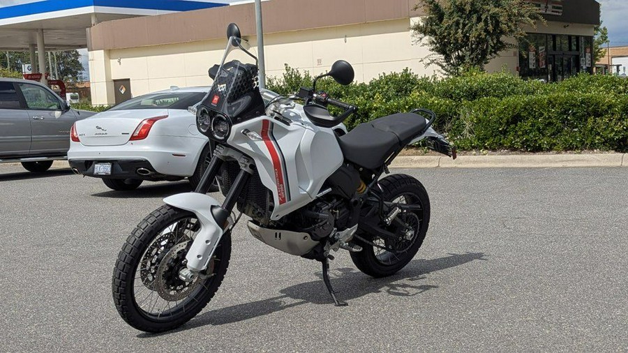 2025 Ducati DesertX