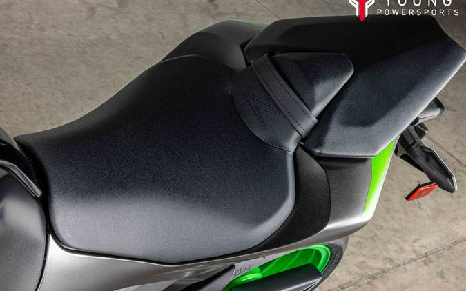 2026 Kawasaki Z1100 SE ABS Metallic Matte Graphenesteel Gray/Metallic Matte Carbon Gray - TA000153