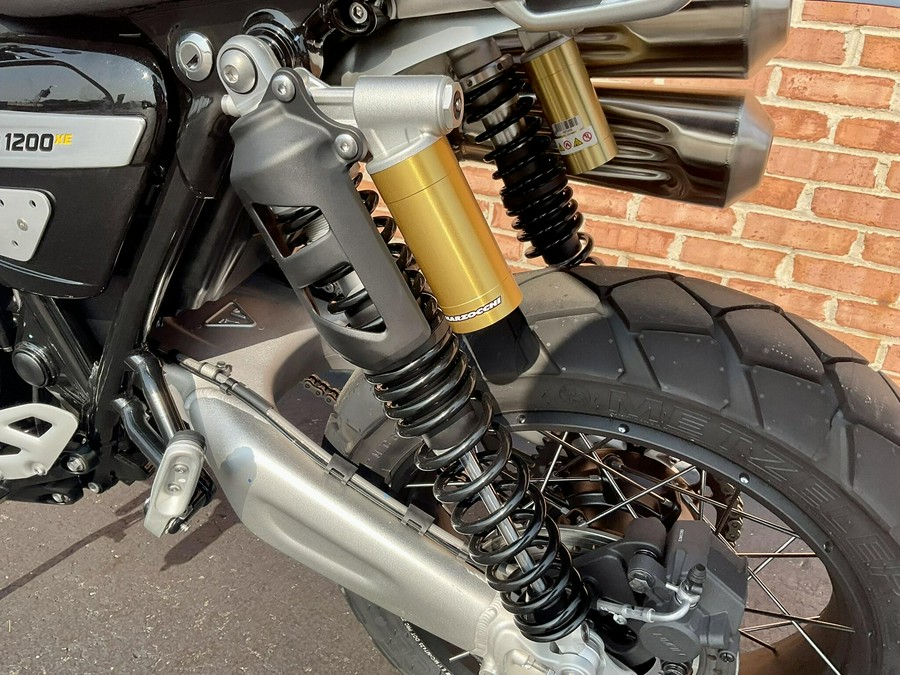 2025 Triumph Scrambler 1200 XE