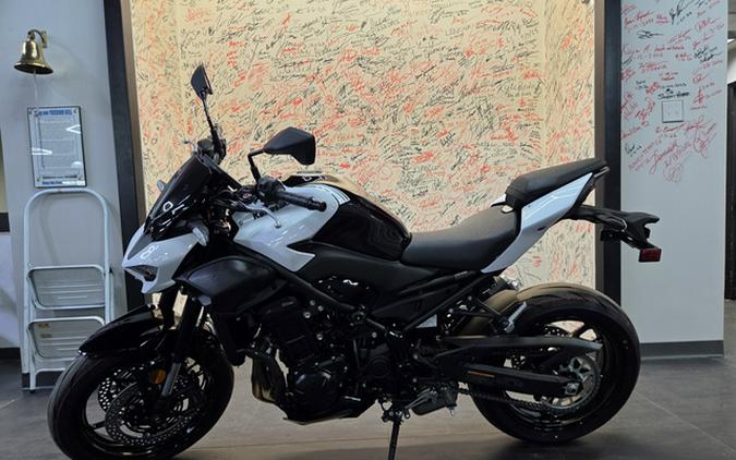 2026 Kawasaki Z900 ABS