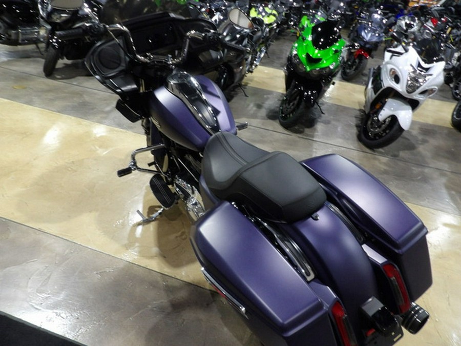 2025 Harley-Davidson Road Glide Base