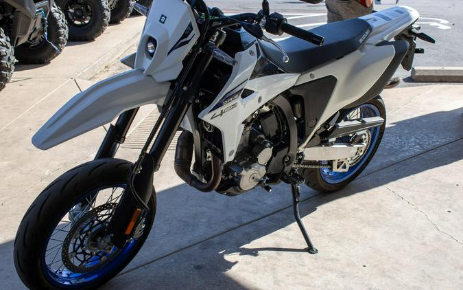 2025 SUZUKI DR-Z4SM
