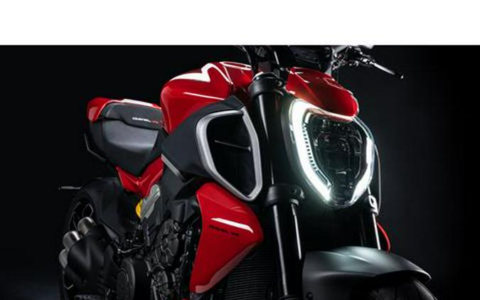 2026 Ducati Diavel V4