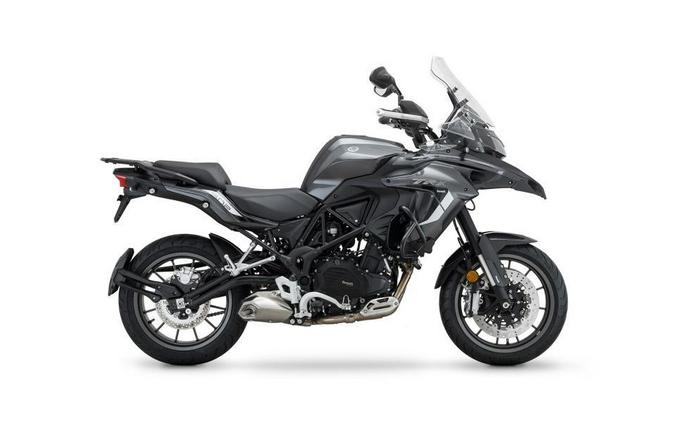 2021 Benelli TRK502 Review (15 Fast Facts for Sport-Touring)