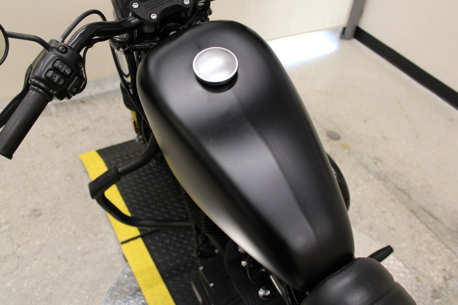 2022 XL883N Iron 883™ Sportster - In Black Denim