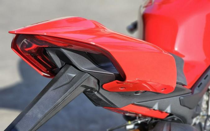 2024 Ducati Panigale V4 S Red