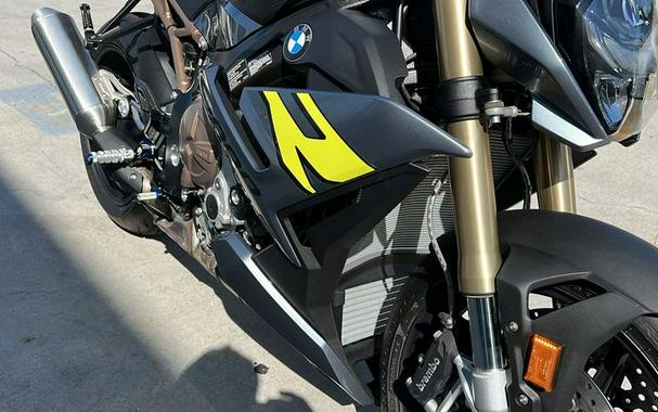 2024 BMW S 1000 R