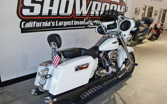 2004 Harley-Davidson® FLHRCI - Road King® Classic