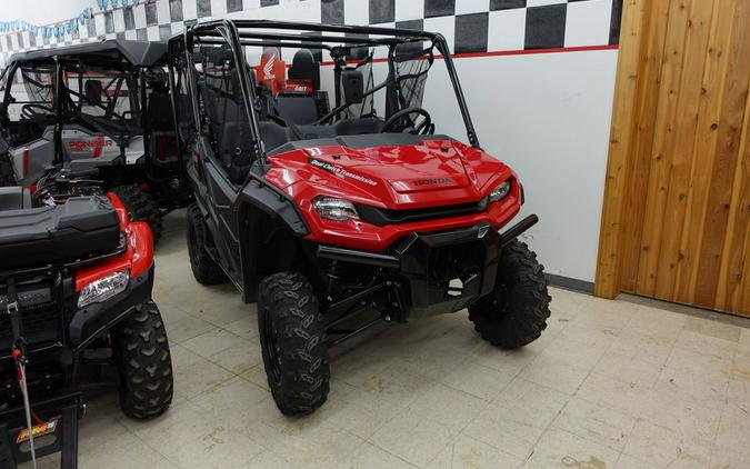 2024 Honda® Pioneer 1000-5