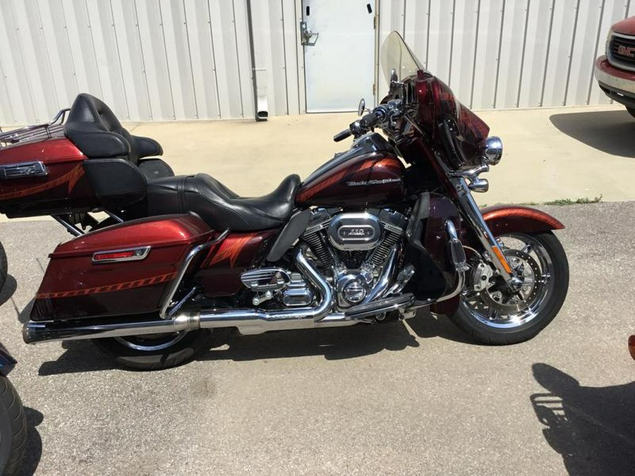 2014 Harley-Davidson® FLHTKSE - CVO™ Limited