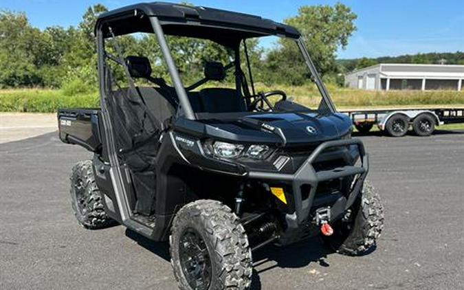 2025 Can-Am Defender XT HD9