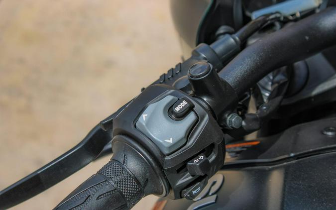 2026 SUZUKI GSX-8TT