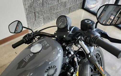 2022 Harley-Davidson® Iron 883™ XL 883N