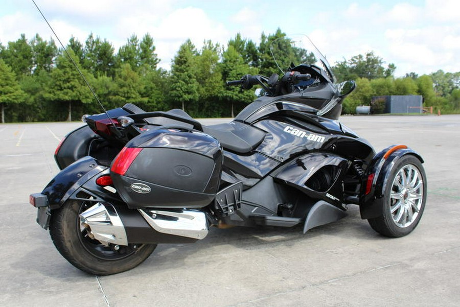 2013 Can-Am® Spyder® ST Limited