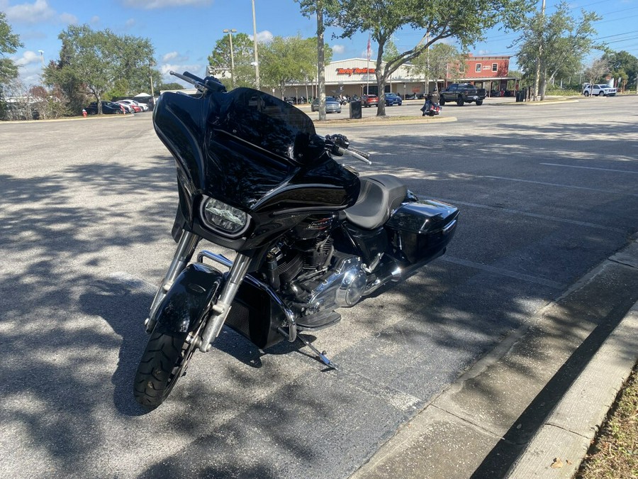 2024 Harley-Davidson® Street Glide®