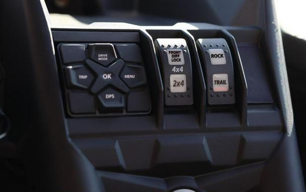 New 2025 CAN-AM MAVERICK X3 X RC 72 TURBO RR HYBRID WHITE AND LEGION RED