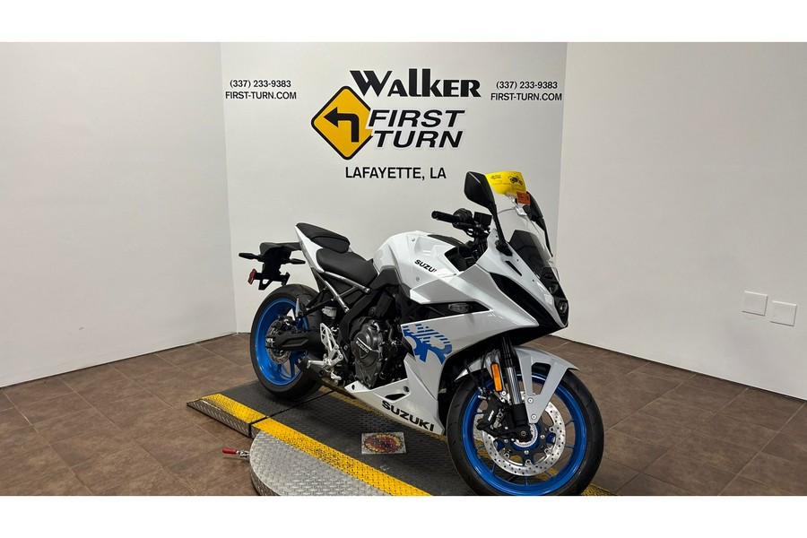 2026 GSX 8R - Suzuki