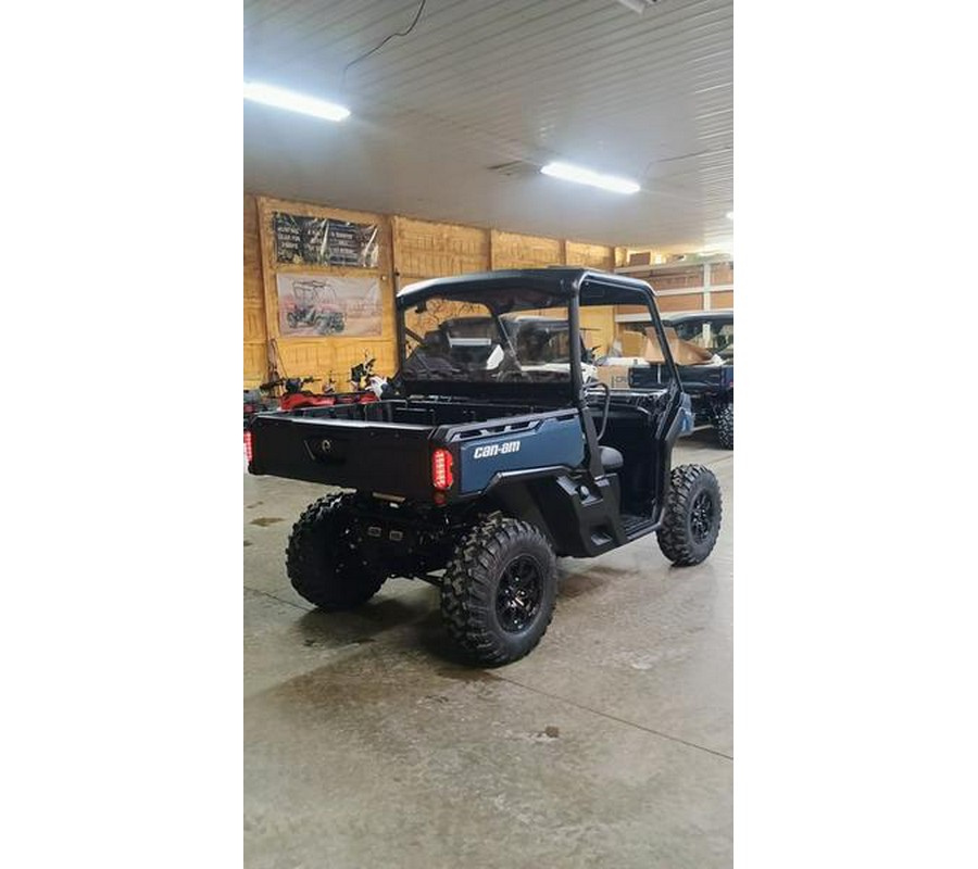2025 Can-Am® Defender XT HD10