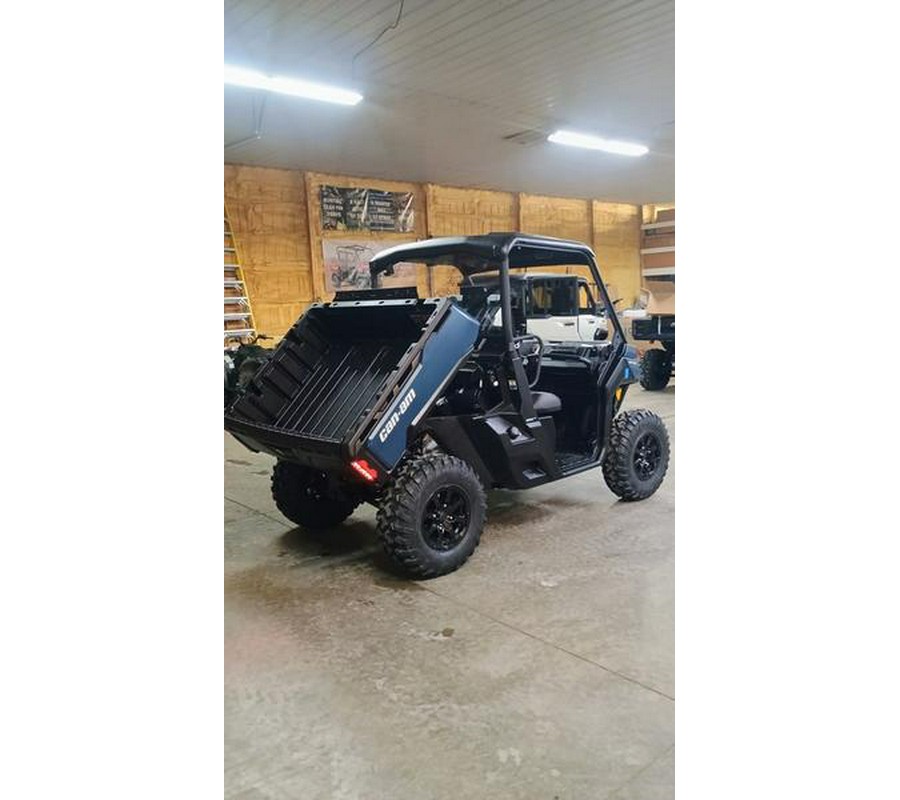2025 Can-Am® Defender XT HD10
