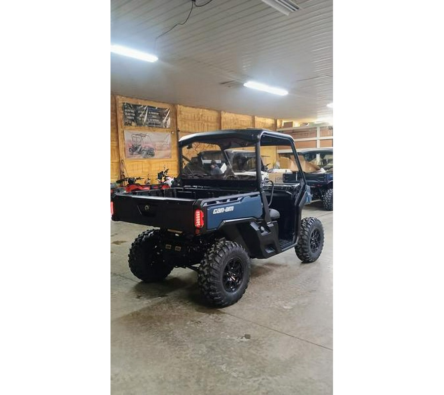 2025 Can-Am® Defender XT HD10