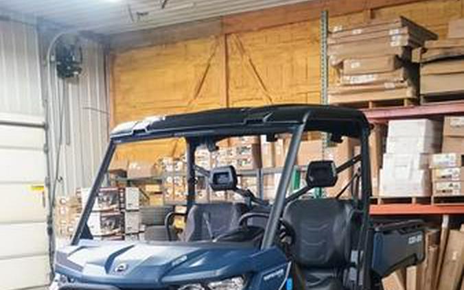 2025 Can-Am® Defender XT HD10