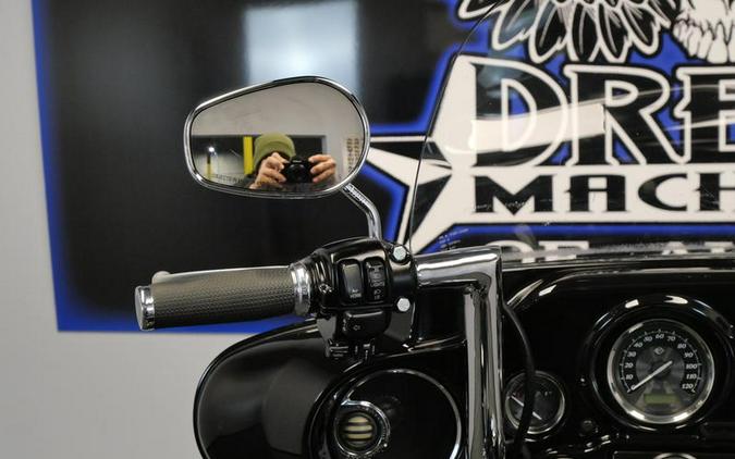 2013 Harley-Davidson® FLHTK - Electra Glide® Ultra Limited