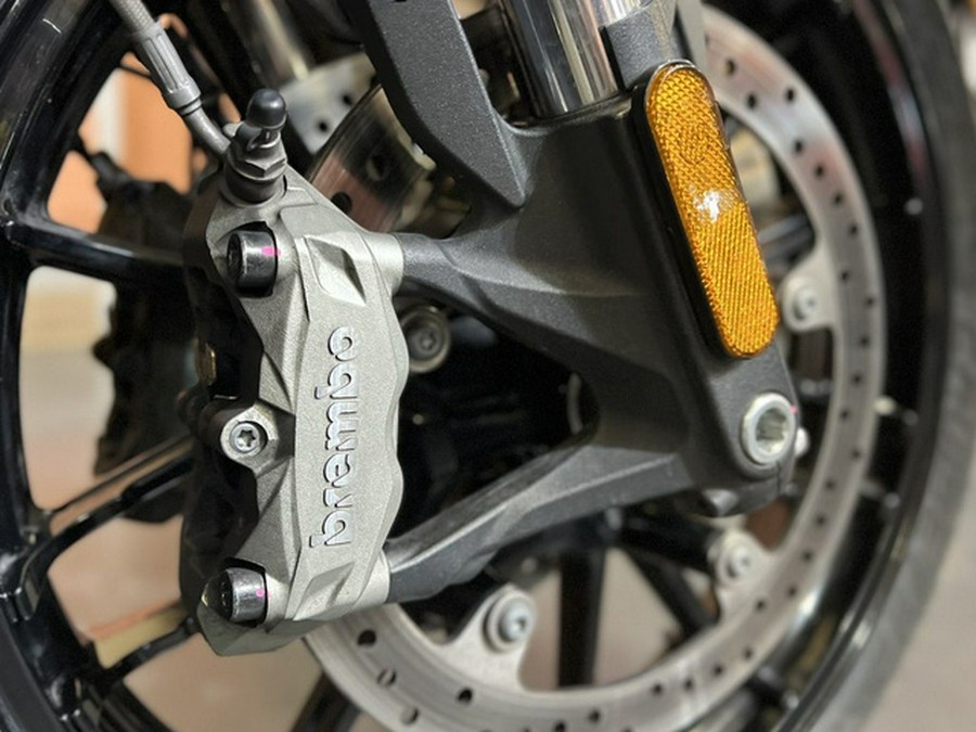 2020 Indian Challenger Titanium Metallic