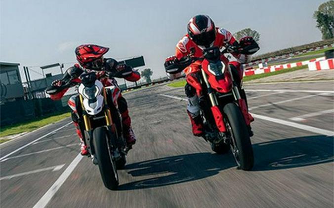 2027 Ducati HYPERMOTARD V2 SP