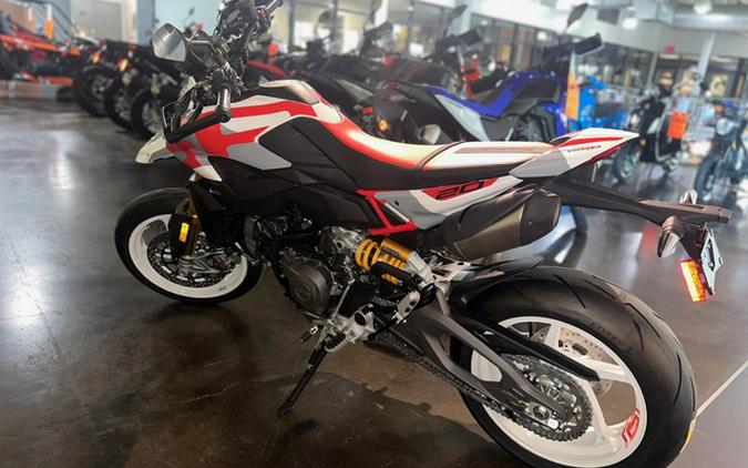 2027 Ducati HYPERMOTARD V2 SP