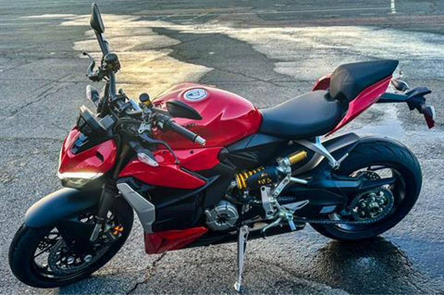 2024 Ducati Streetfighter V2