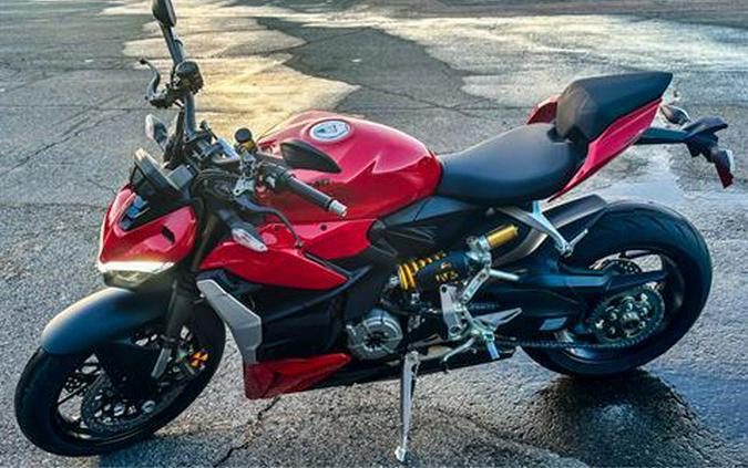 2024 Ducati Streetfighter V2