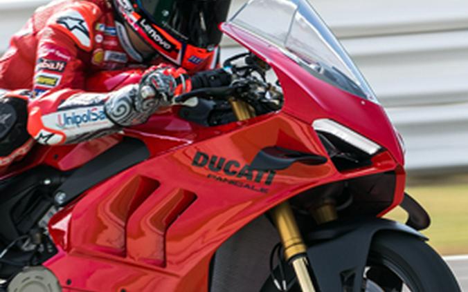 2024 Ducati Panigale V4 S