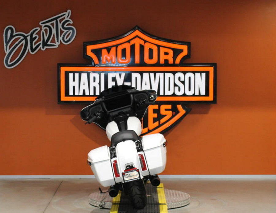 2024 Harley-Davidson® FLHX - Street Glide®