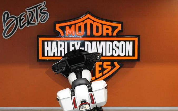 2024 Harley-Davidson® FLHX - Street Glide®