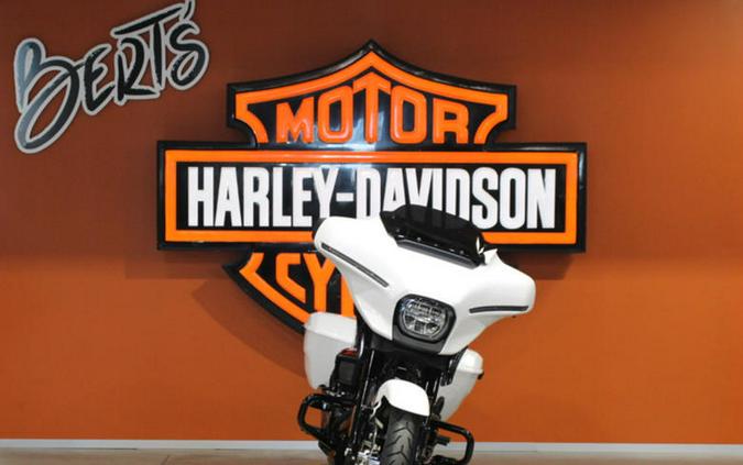 2024 Harley-Davidson® FLHX - Street Glide®