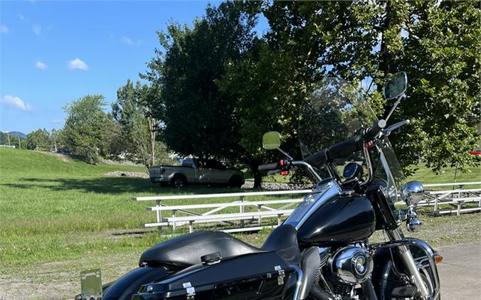 2010 Harley-Davidson Road King Police