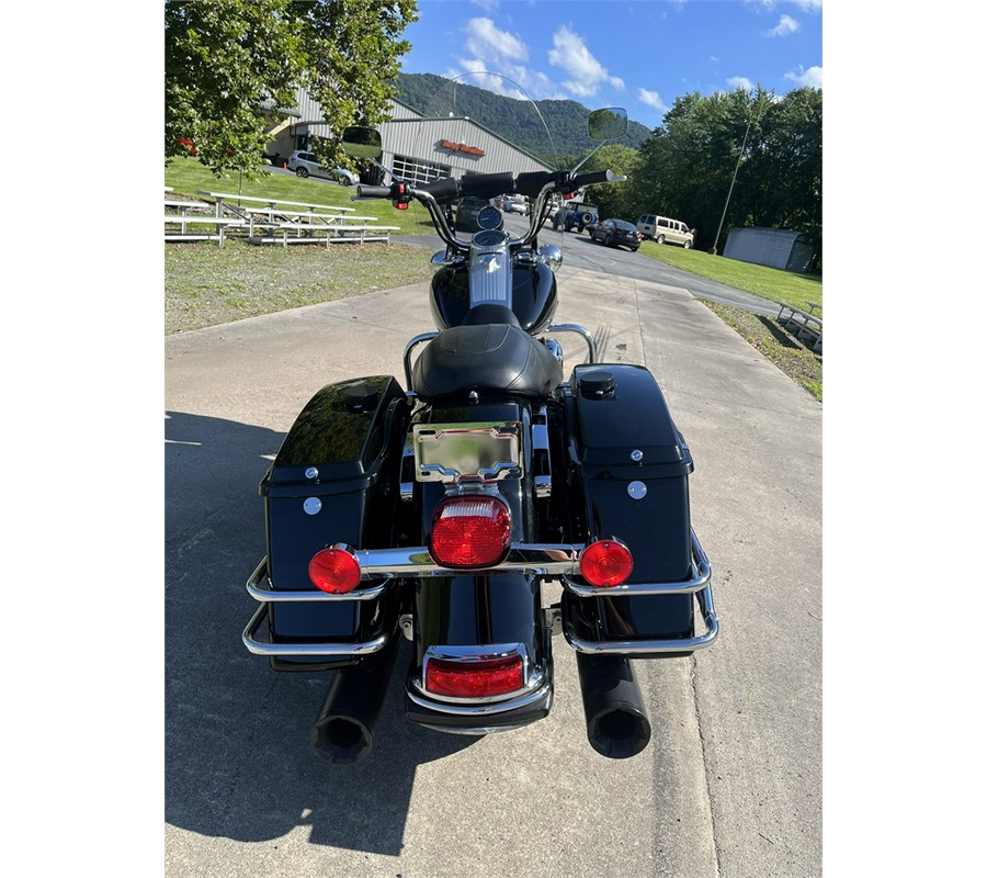 2010 Harley-Davidson Road King Police