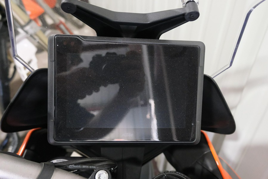 2023 KTM SUPER DUKE 1290 GT