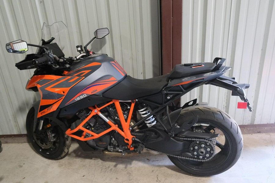 2023 KTM SUPER DUKE 1290 GT