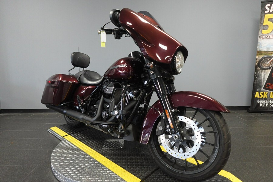 2018 Harley-Davidson Street Glide Special