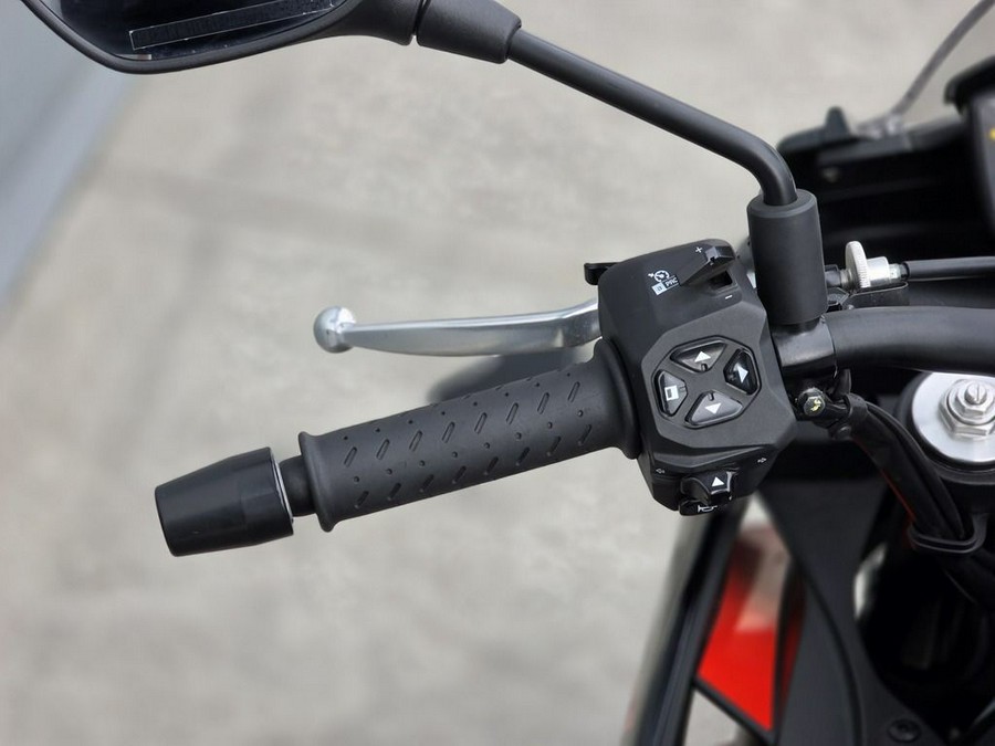 2022 Aprilia Tuono 660 Factory