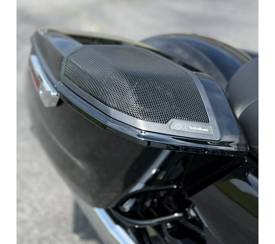 FLHX 2024 Street Glide®