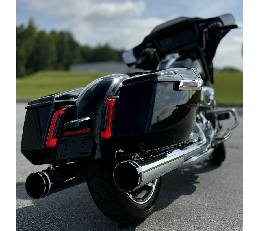 FLHX 2024 Street Glide®