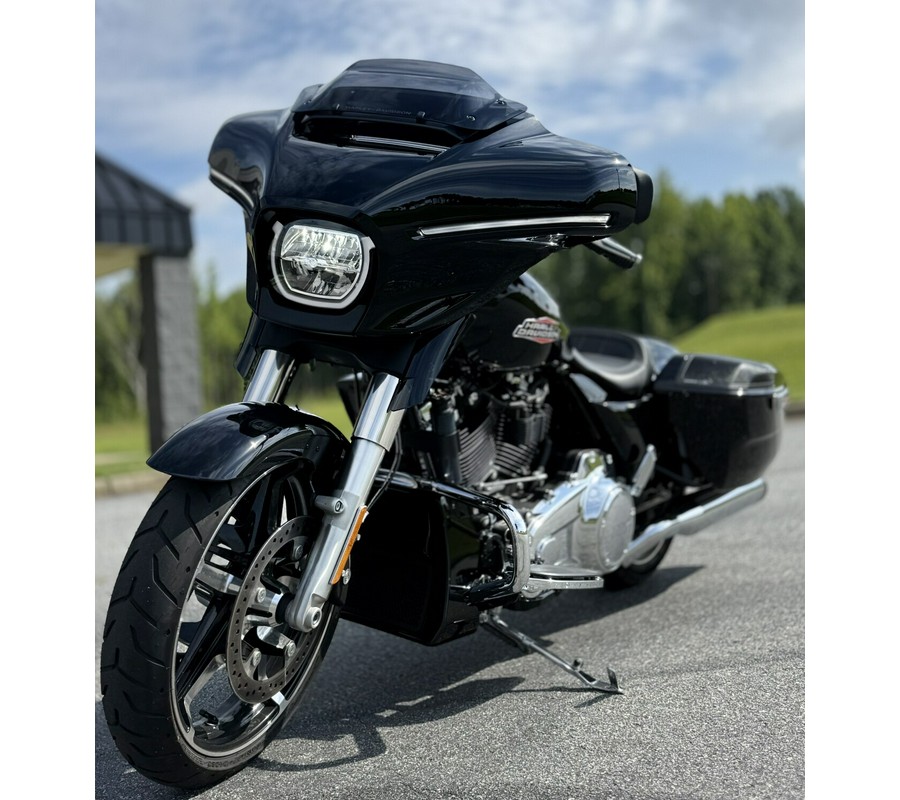FLHX 2024 Street Glide®