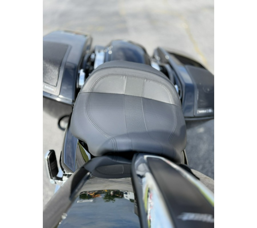 FLHX 2024 Street Glide®