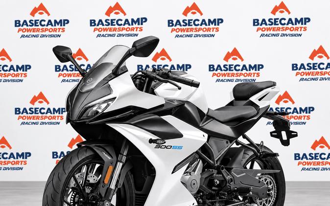 2025 CFMOTO 300SS
