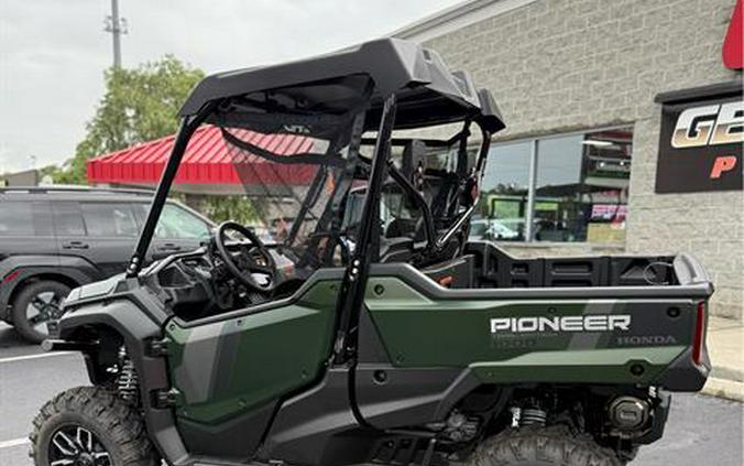 2025 Honda Pioneer 1000 Trail