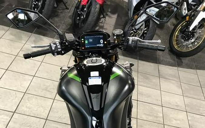 2026 Kawasaki Z1100 SE ABS