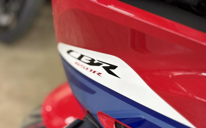 2026 Honda CBR650R E-Clutch