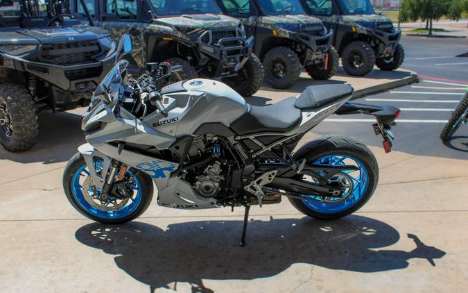 2026 SUZUKI GSX-8R